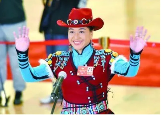 超级星光大道历届冠军名单（8位星光大道冠军，有的离婚，有的被淡忘，有的口碑跌落）