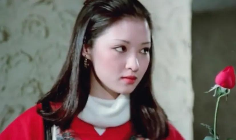 大光明盘发也能艳压群芳，这些“梳平专业户”，个个骨相好气质佳