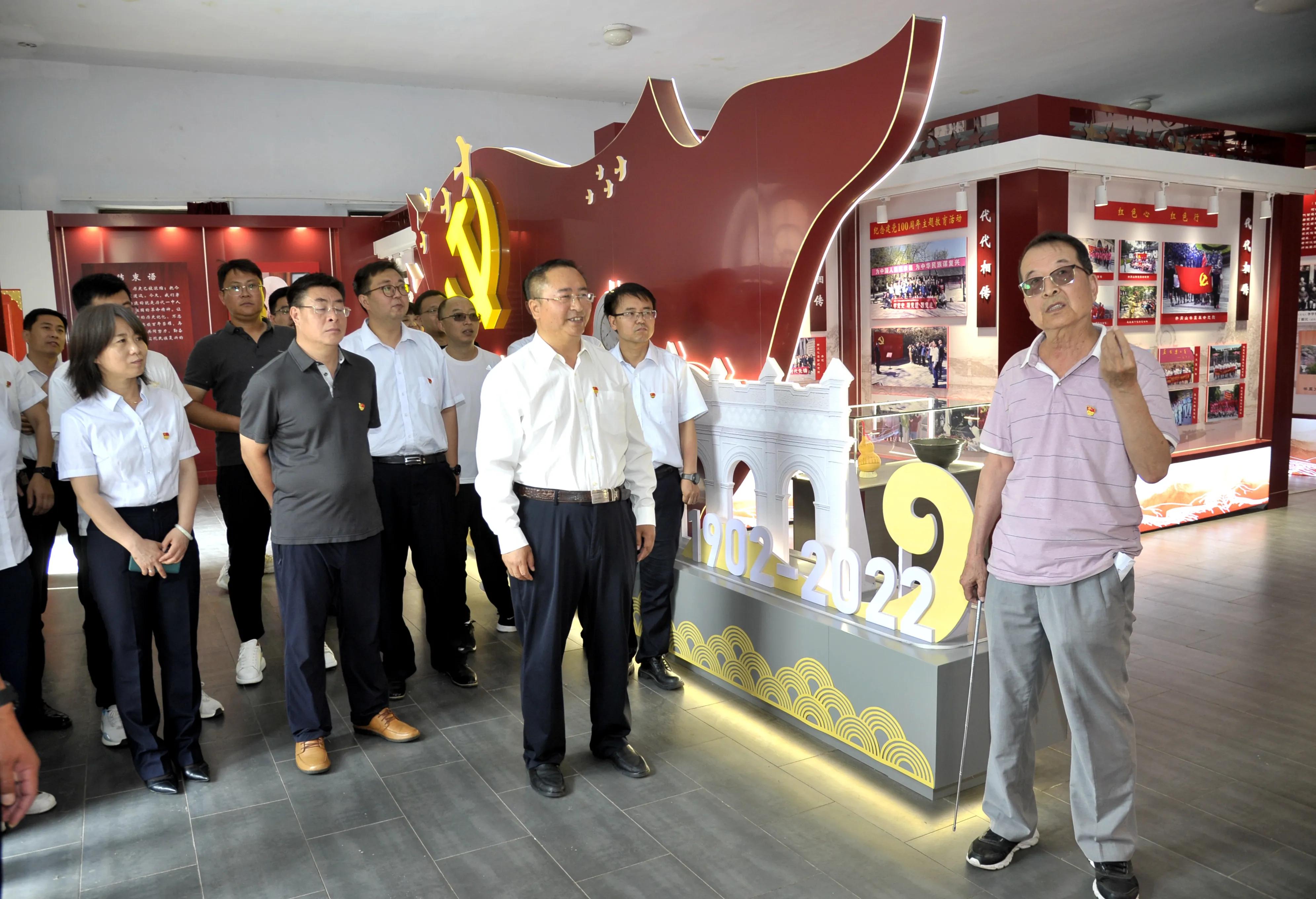 張家口：宣化區(qū)一中紅色教育基地落成開(kāi)館