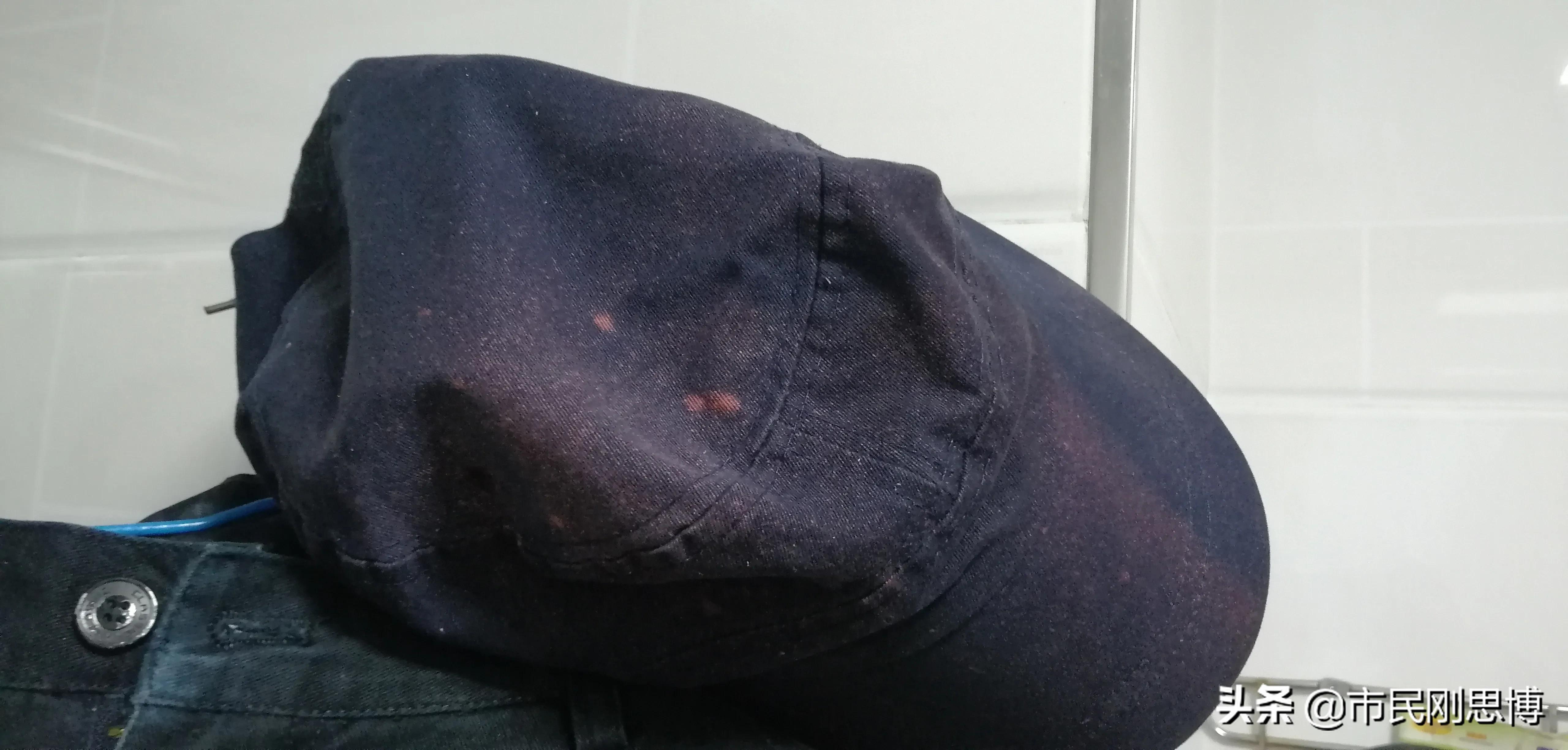 白衣服被84泡黄了妙招(衣服被84消毒液侵腐变了色,用这种方法修复了