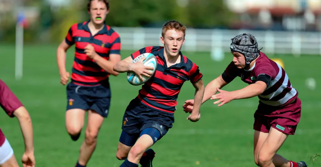英栋捷报｜一张“名副其实的黄金门票”- 国王学院学校