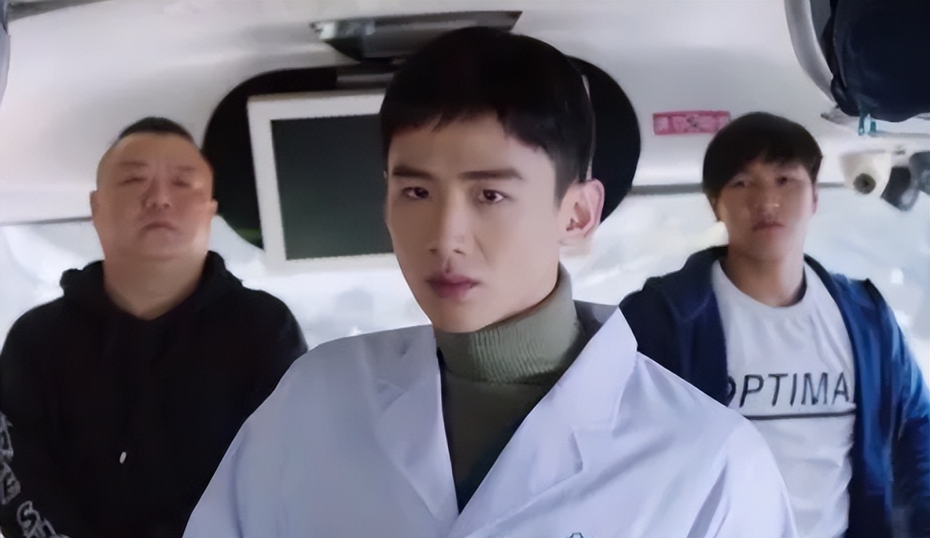 “理想男友”职业排名，程序员第三，“聪明绝顶”的医生成榜首