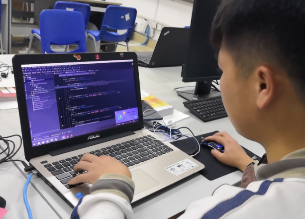 未来10年男生吃香的专业，薪资高待遇好，家长记得替儿子收藏