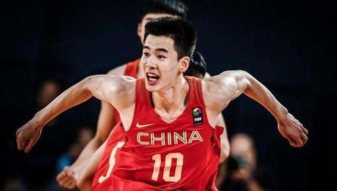 u19男篮世界杯郭昊文(上海久事男篮00后小将，最强分卫郭昊文，CBA的未来之星)