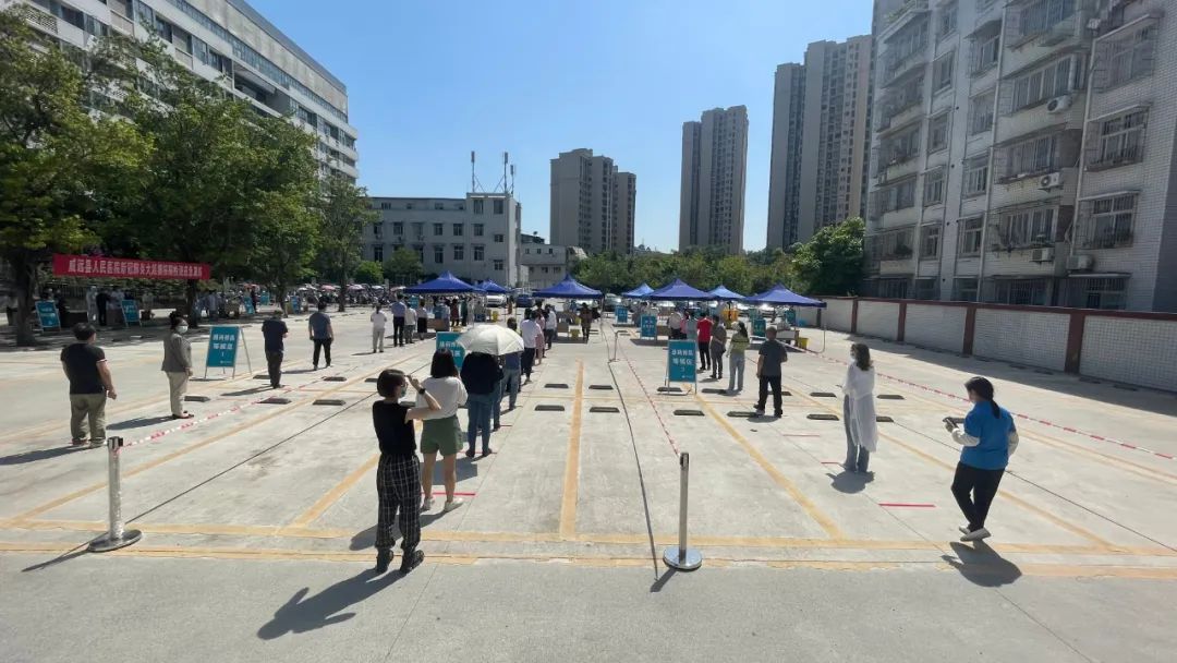 威远县人民医院开展新冠肺炎大规模核酸检测应急演练