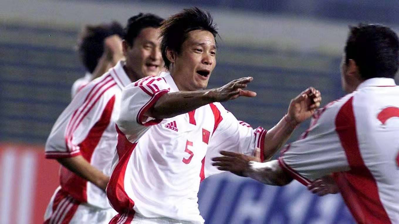 李明为什么落选2002年世界杯（三针封闭隐瞒伤情，师徒反目成仇，范志毅与米卢不得不说的故事）