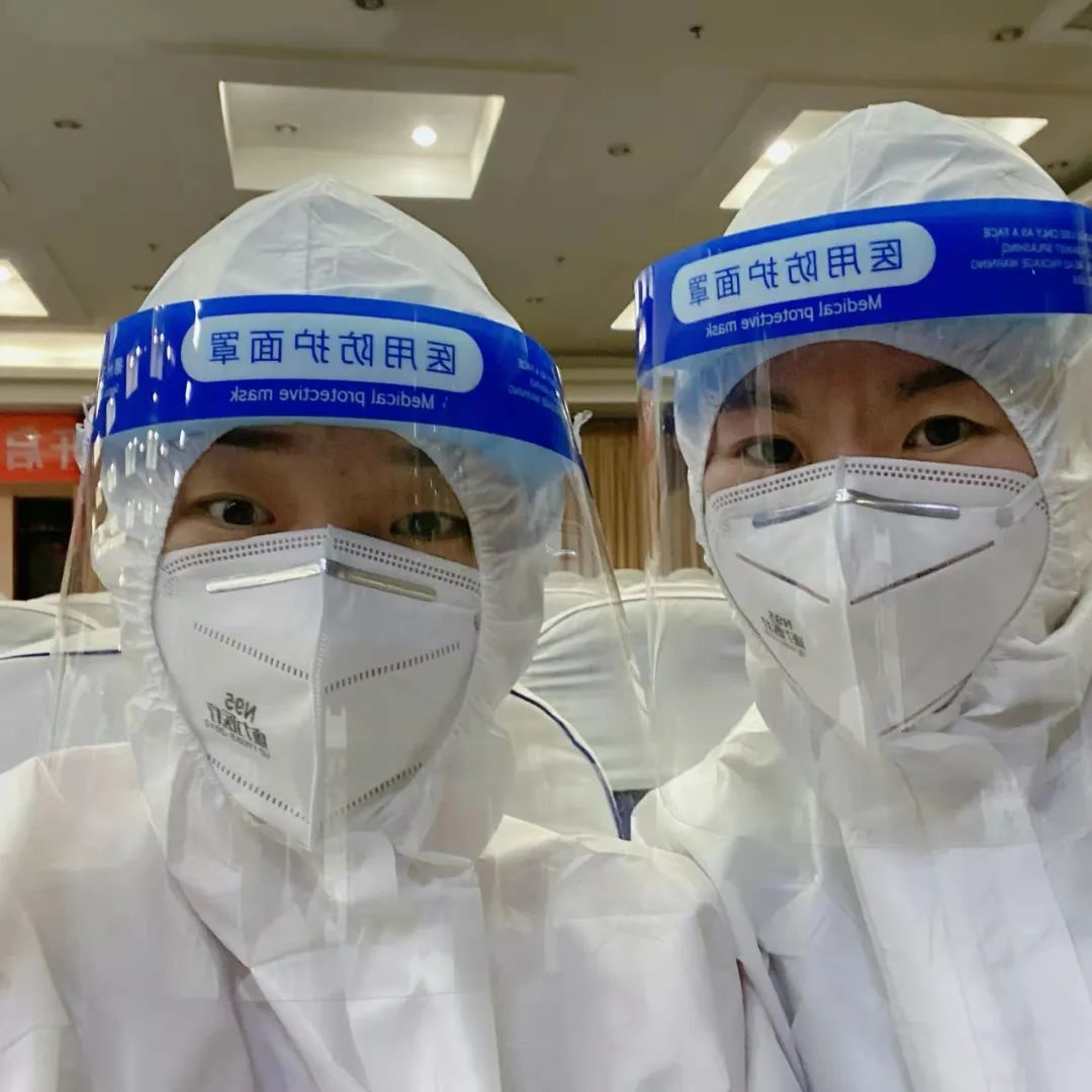 携手抗疫 风雨同行的抗疫一家人——河北工程大学附属医院郭鹏、苗晓菲、郭华
