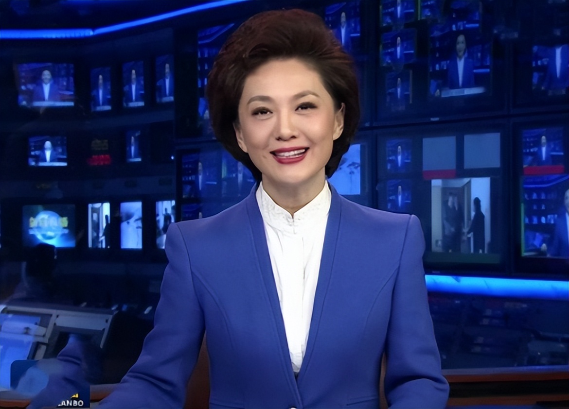 "央视十佳主持人"海霞:28岁嫁大11岁清华教授,风光背后有心酸