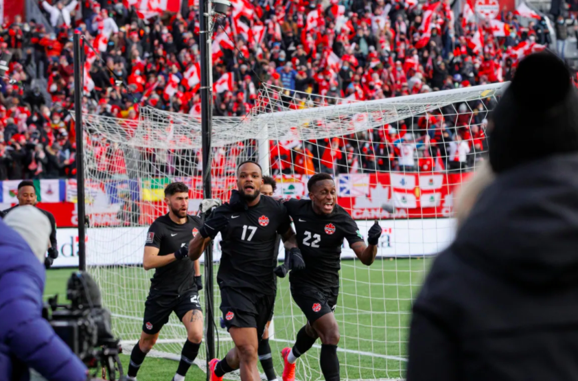 世界杯2比0(2-0！足球荒漠完胜世界第11 时隔36年将重返世界杯 曾比国足还惨)