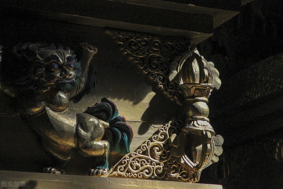 所谓不测天意，因为天意难违；不猜人心，因为人心叵测