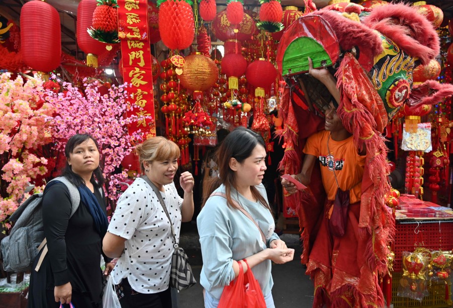 除了中国，哪个国家的华人最多，他们也过春节吗？
