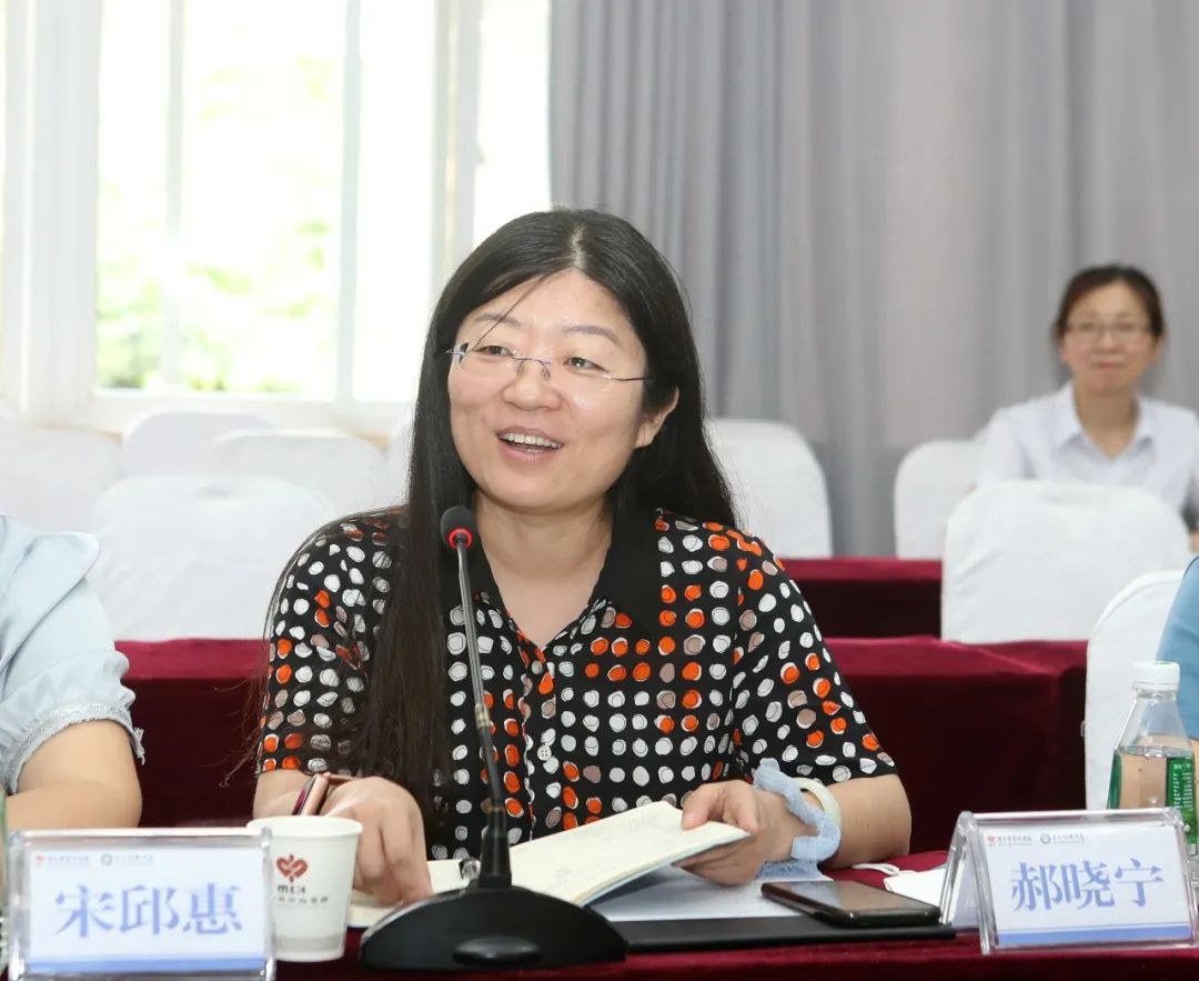 国家卫健委调研绵阳市中心医院“5G+远程重症监护”试点项目