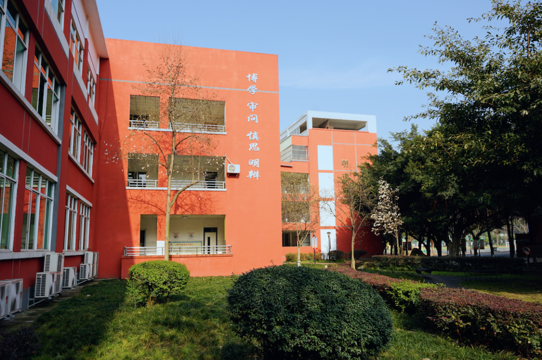 绵阳教育“老兵”落定成都为明学校，再续清北传奇