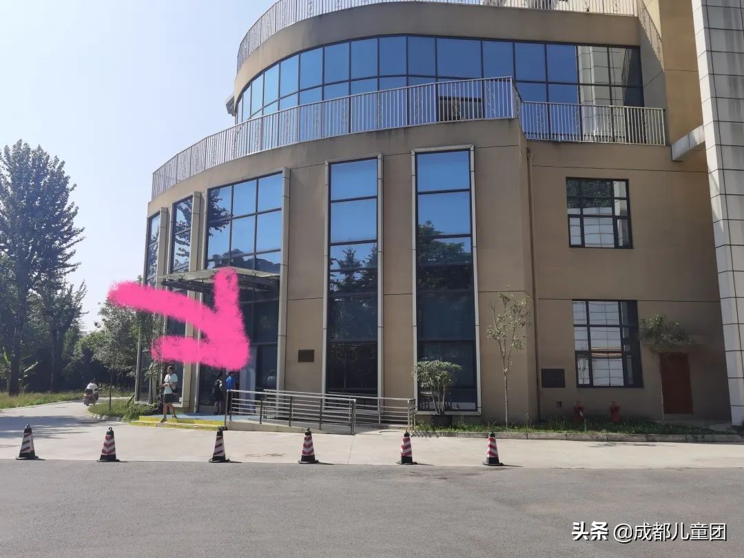 小學(xué)生乒乓球多久能學(xué)會(huì)（學(xué)習(xí)門檻極低的國(guó)民運(yùn)動(dòng)！建議孩子都能學(xué)幾年）