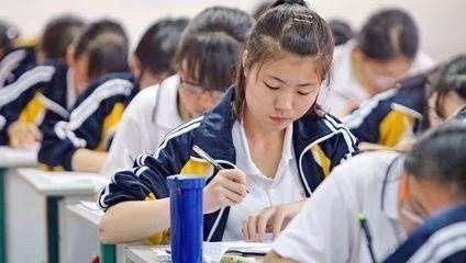 高考的背后是一次人性的考验
