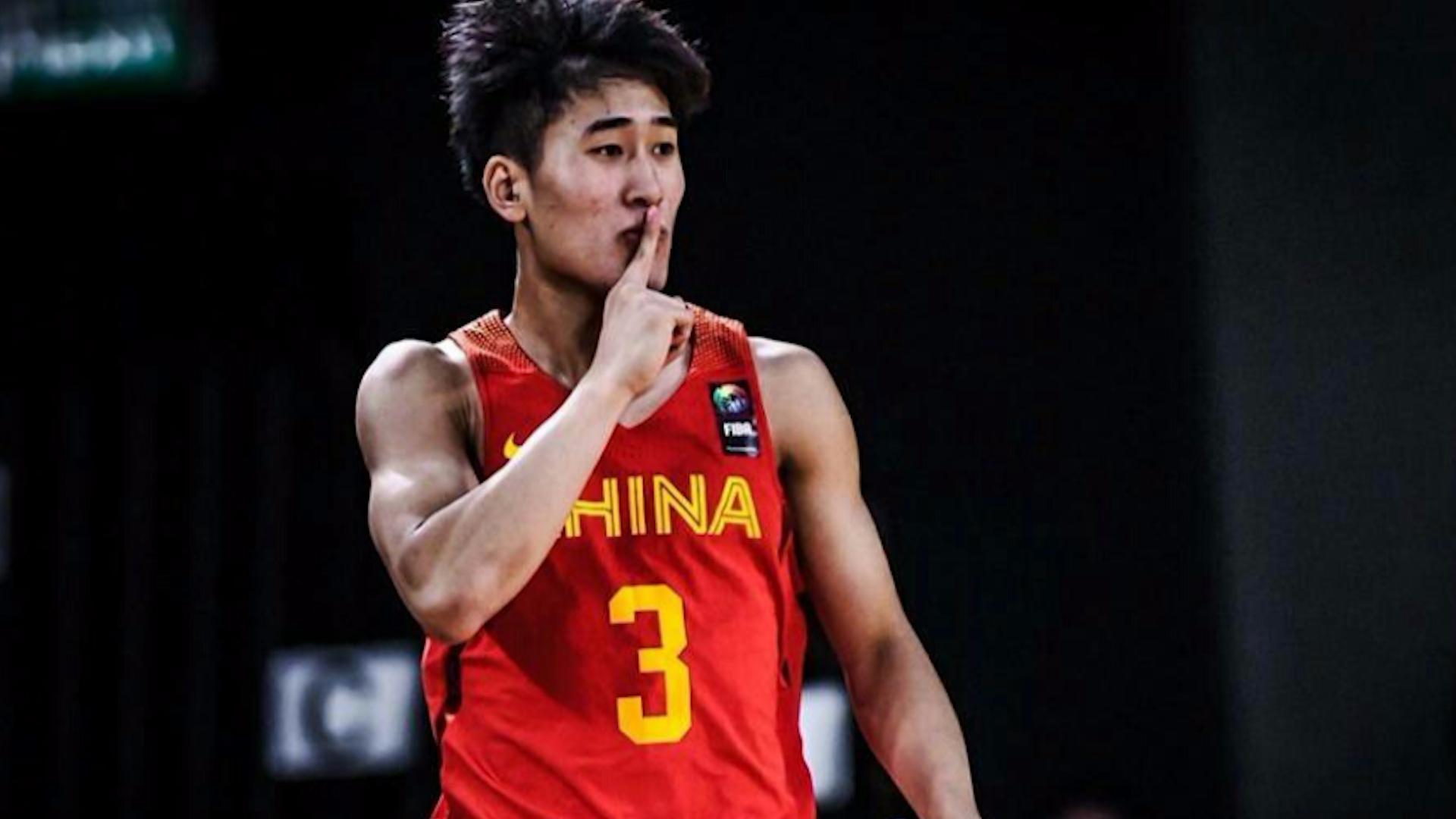 后卫的位置和打法(五大后卫谁是后场核心?