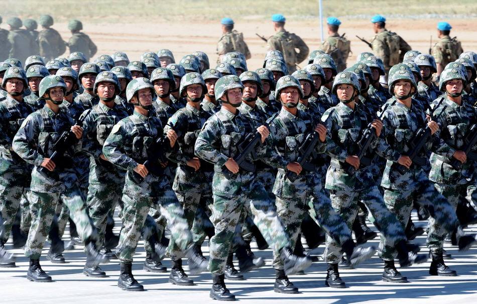 中国人民解放军编制:军,师,旅,团,营,连,排,班各有多少人