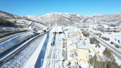 ˾�ϵ����뱱��ͬ�е�ʮ�꣬������ʶ��£�Ӧ��ˮ������