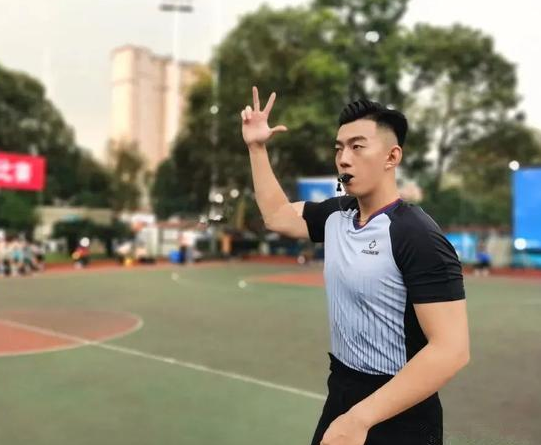 毕业后想当老师，可以报考什么专业？3类学科或将是“香饽饽”