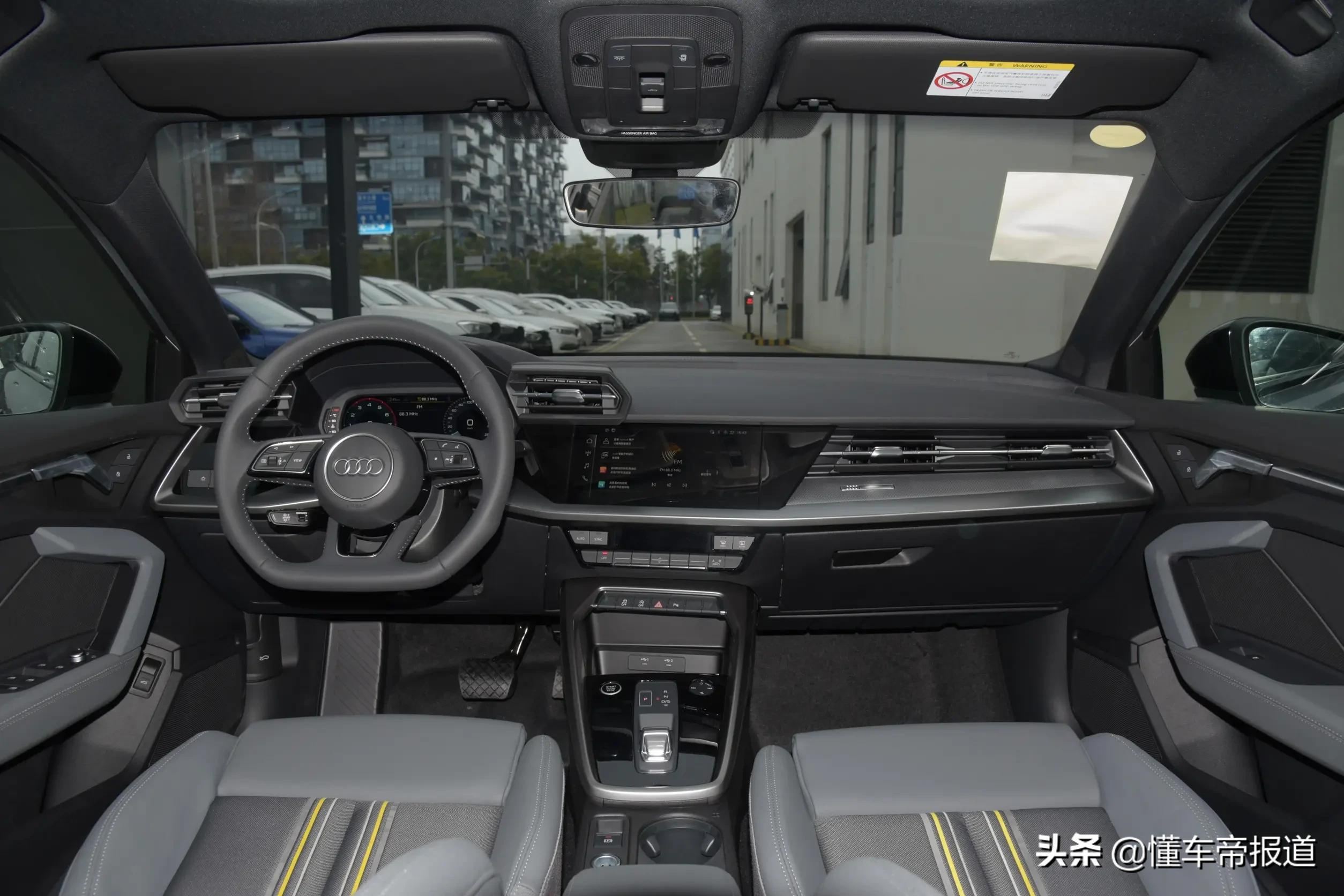 新车 | 售20.31万元起,2022款奥迪A3官宣上市,全系标配四环迎宾灯
