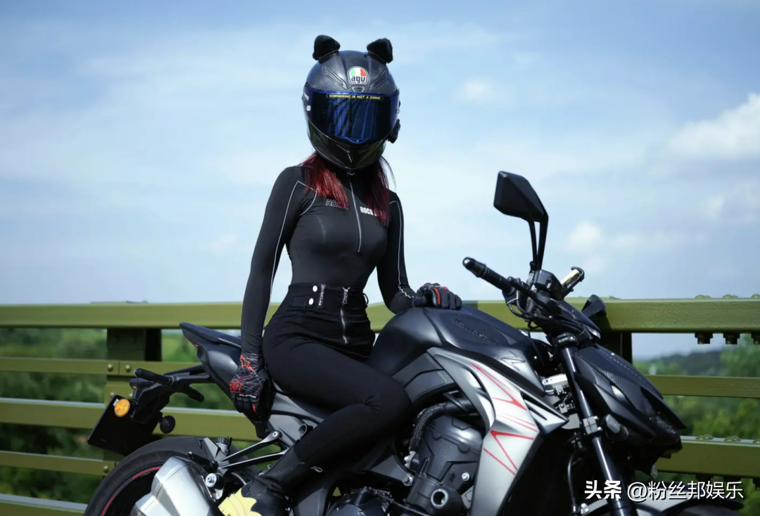 摩托车赛事事故(这次没有"下次了",女网红骑车越线压弯,与迎面摩托车