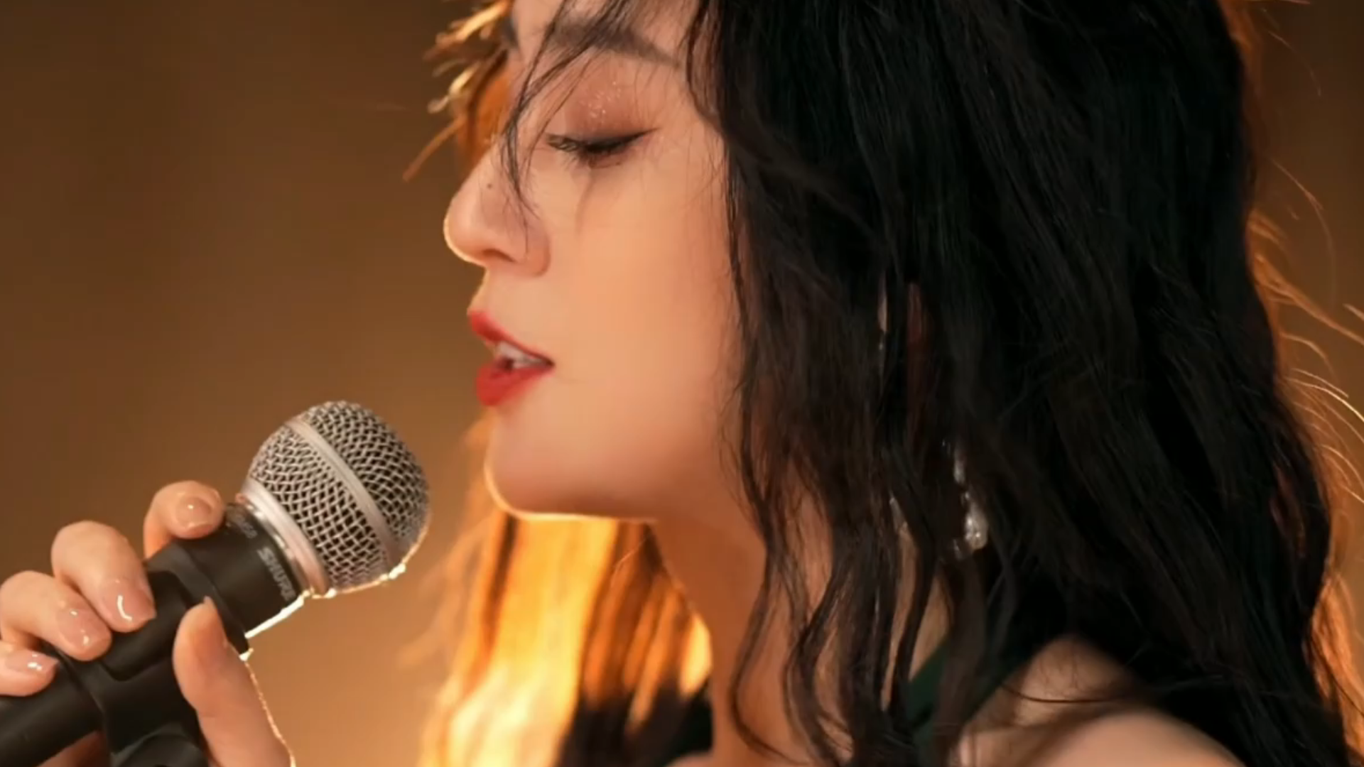 唐艺一天能挣多少钱(抖音唐艺一天能挣多少钱) - 泉兴百科