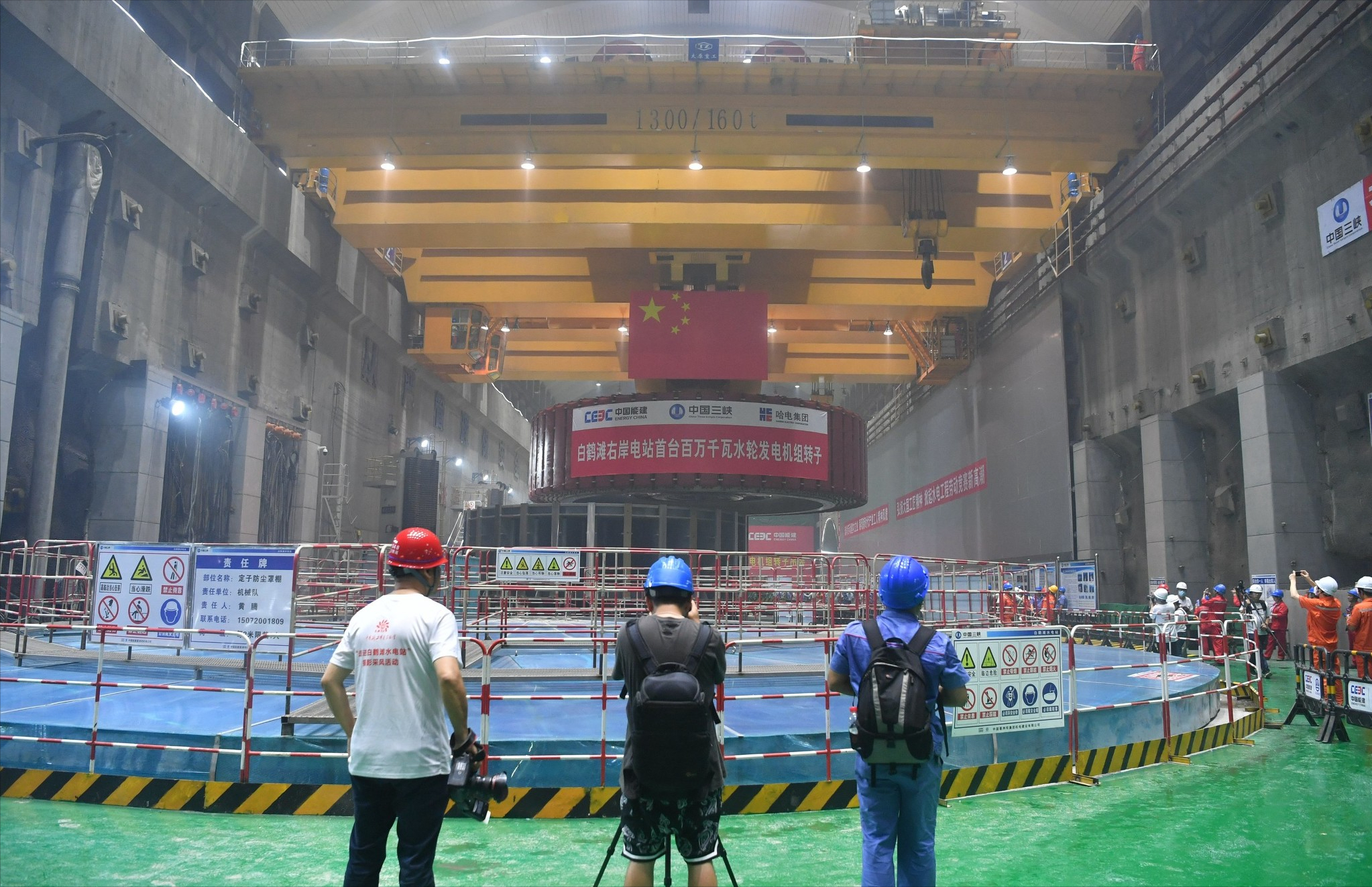 为了放置这些百万千瓦水轮发电机组,白鹤滩水电站建造了世界第一的