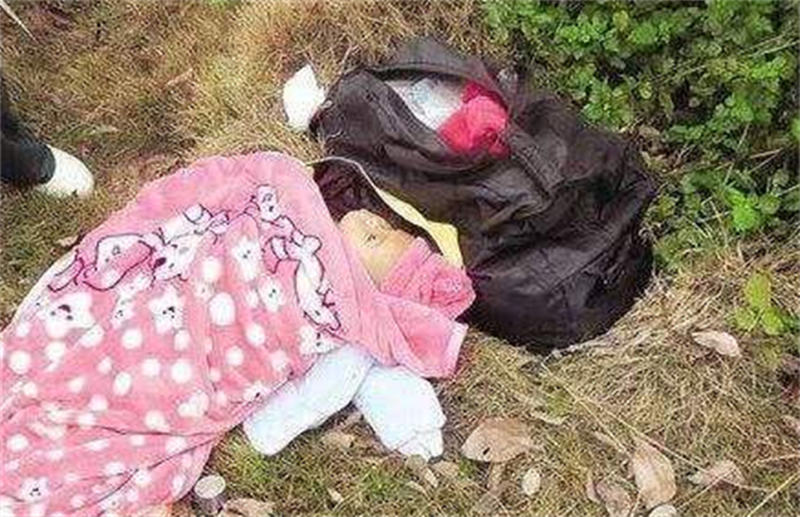 云南人贩子喻立香：拐卖33个婴儿，被判死刑后痛哭：我的孩子咋办