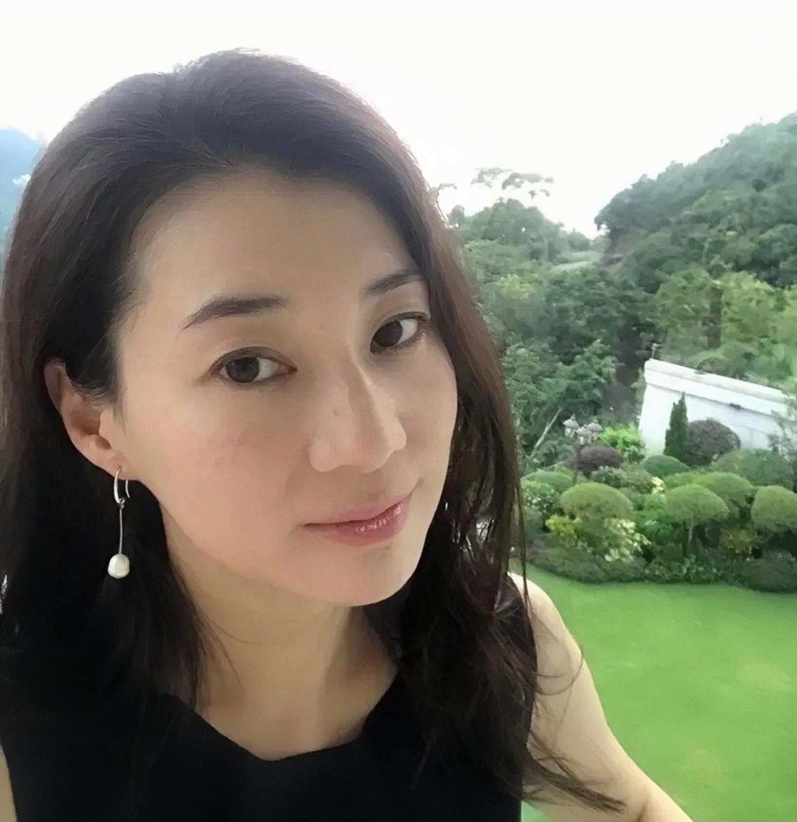 林敏骢患上惊恐症,陈伶俐还以前妻的身份,带着两个儿子登门照料,令