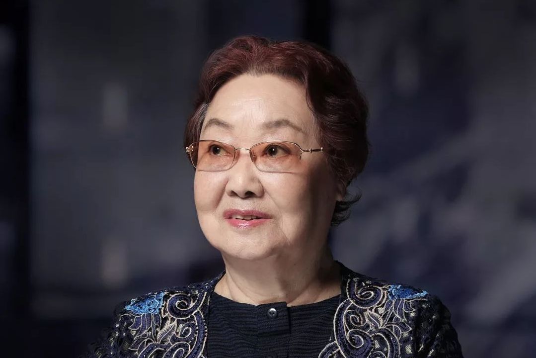 "国家一级演员"郭兰英:两段婚姻皆无果,93岁无儿无女成最大遗憾-蘑菇