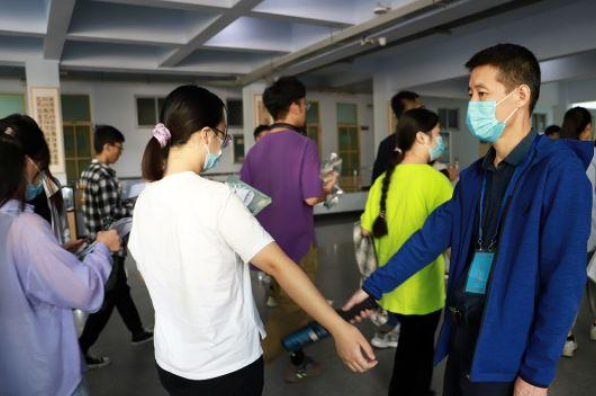 英语“四六级”考试要变难了，符合条件也未必能考，你在其中吗