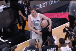 nba有哪些事件（2022年NBA十大事件：承认吧，这一年是属于库里和勇士的）