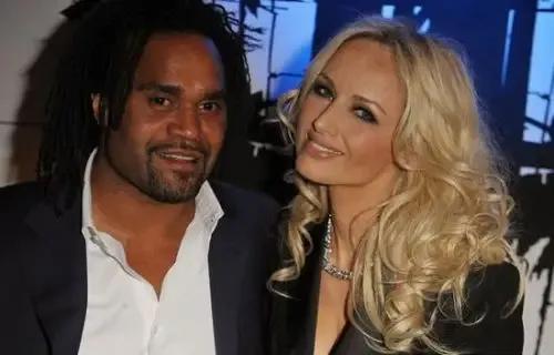 足球情侣头像一对两张（世界足坛野兽和美女的结合，一树梨花压海棠）