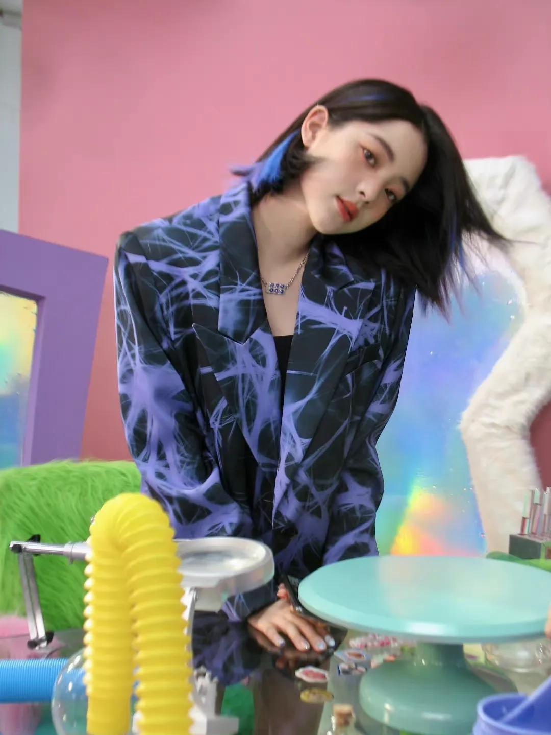 欧阳娜娜近期穿搭