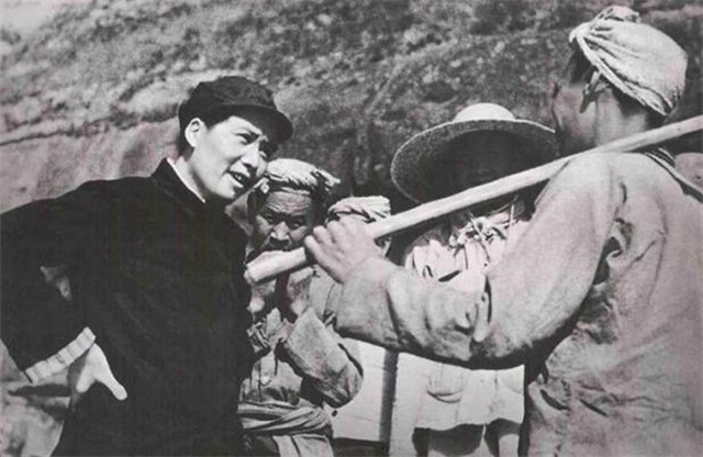 个个都能翻江倒海，毛泽东用什么镇住十大元帅？