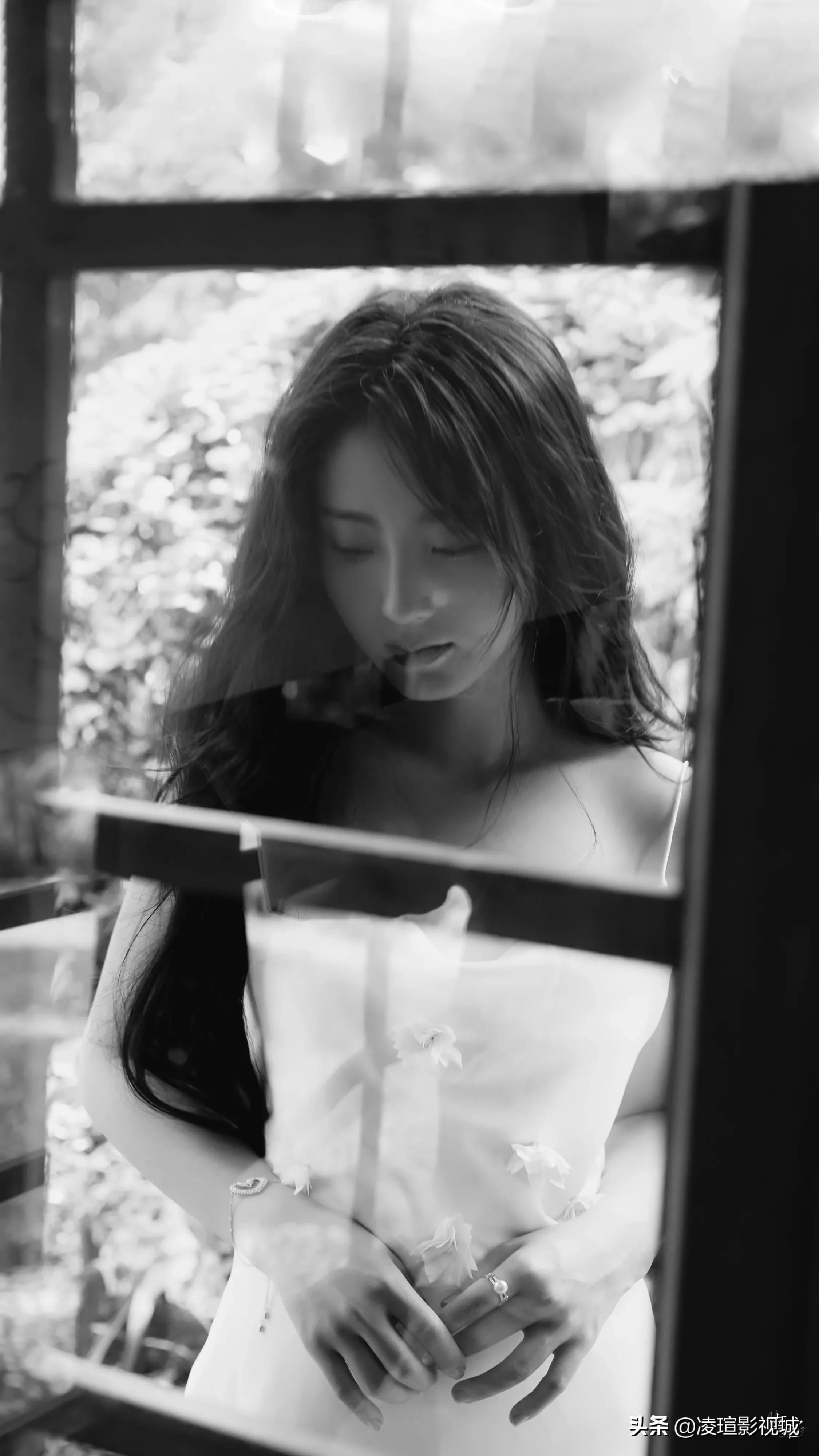 明星壁纸图片分享：邢菲（2）