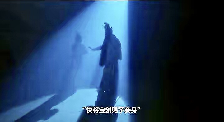 电影《霸王别姬》段小楼：他亲手害死了深爱他的两个人