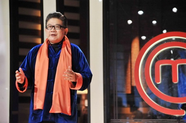 东方卫视名嘴袁鸣：丈夫是美籍华人，儿子十分可爱