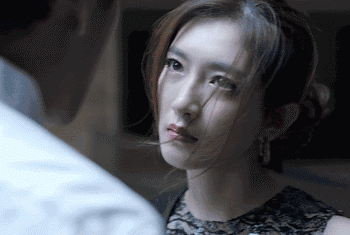 “被高估”的5位女演员，赚钱赚到手软，有人却拿不出像样的作品
