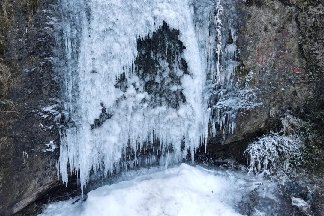 宁波哪里有滑雪的地方(宁波人，哪儿凉快哪儿呆着去)