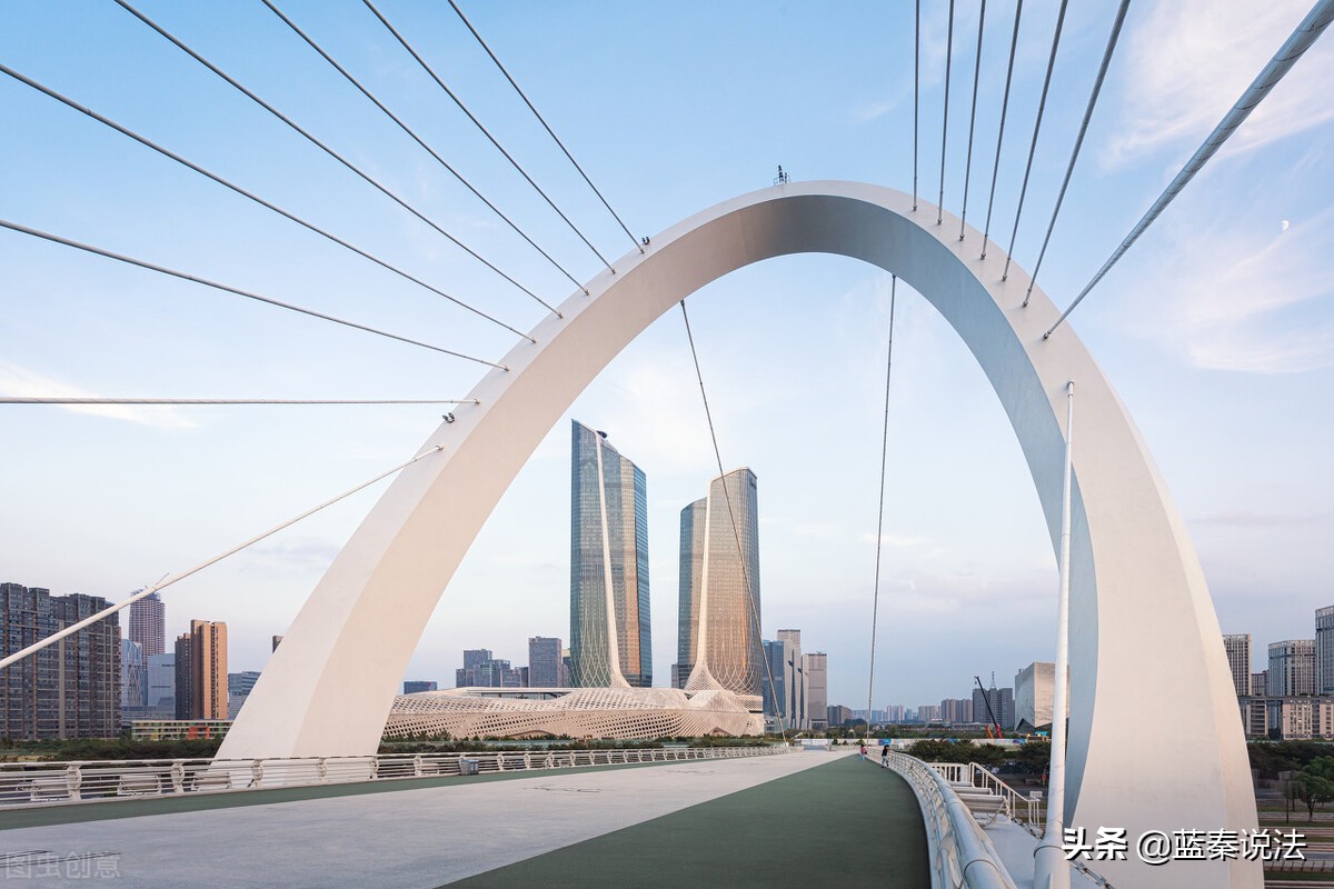 南京：以未缴纳土地出让金为由拒绝办证登记？法院判决：依法办理