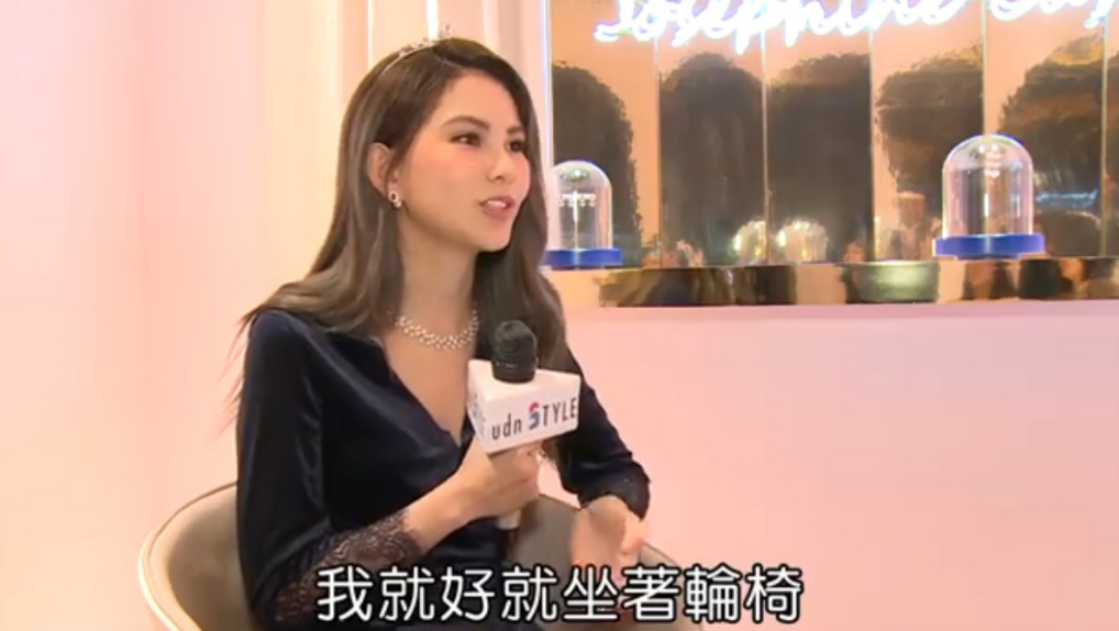 “天王娇妻”昆凌：嫩模出身嫁给周杰伦，七年三胎仍输侯佩岑？