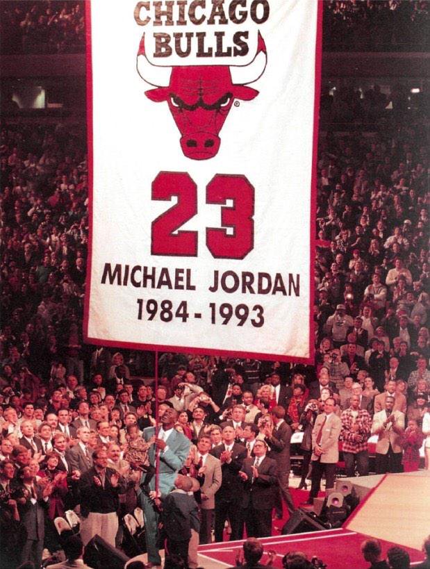 nba哪些传奇巨星有雕像（除了飞人乔丹以外，NBA还有哪些球星拥有自己的雕像呢？）
