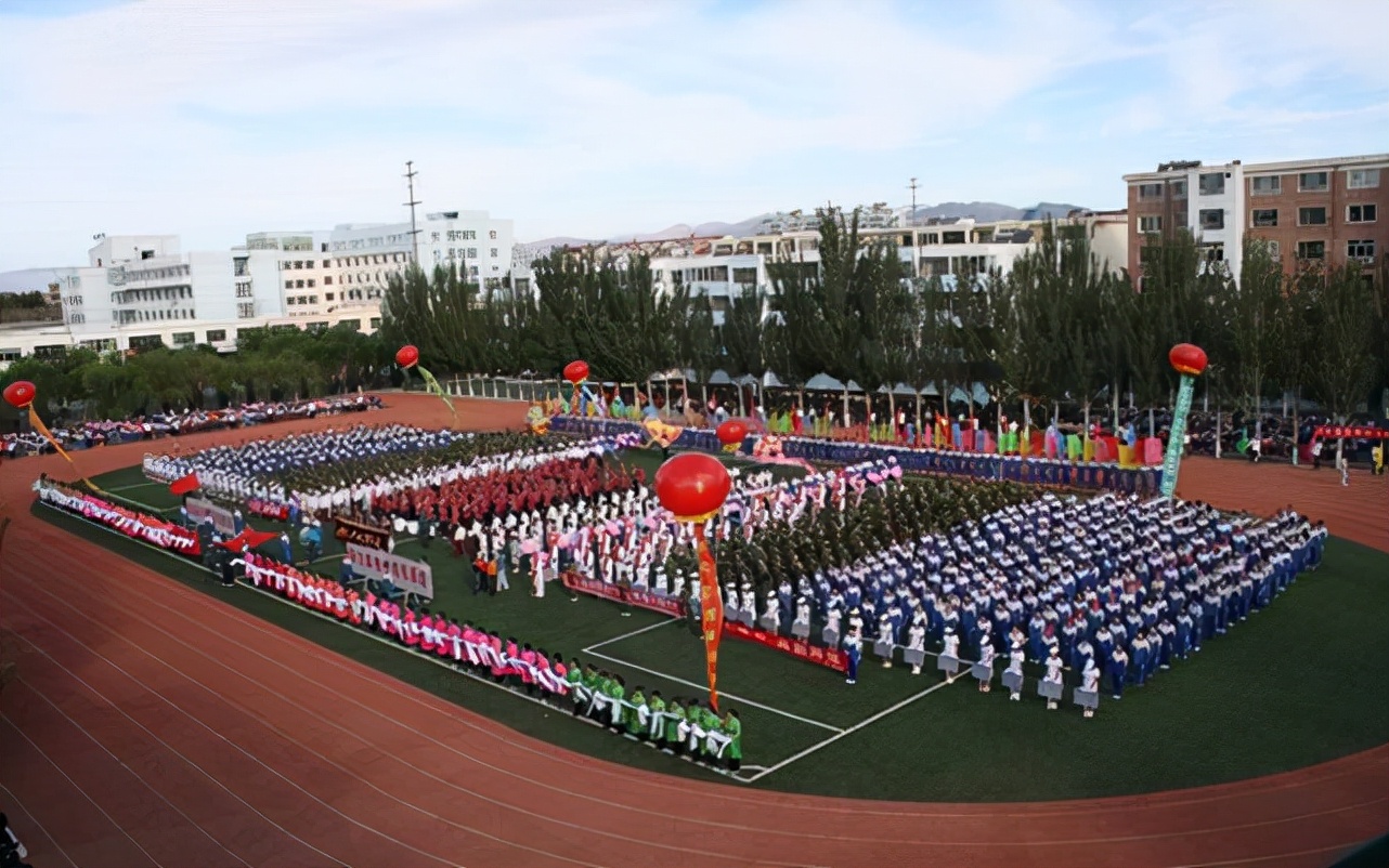 包钢五中2017高考「包钢五中高考喜报2021」