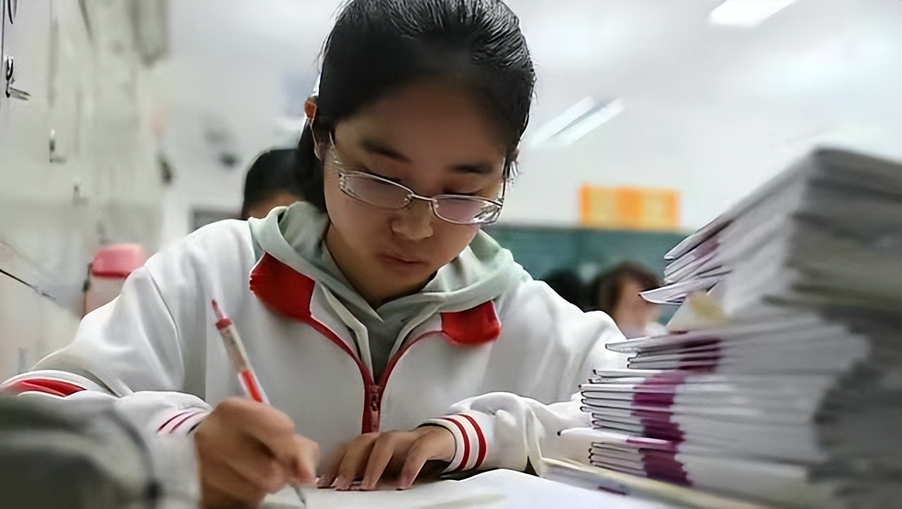 异地高考生需了解：跨省买房再参加高考管制严，这些需提前了解