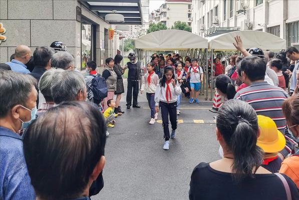 广西当地最新公布，大中小学寒假时间敲定，另外还有一个好消息