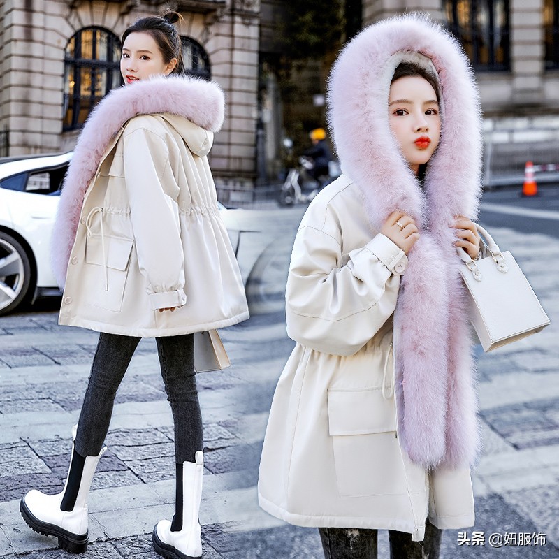 冬日“大毛领派克服棉衣”穿搭，端庄优雅又时髦，穿上洋气极了