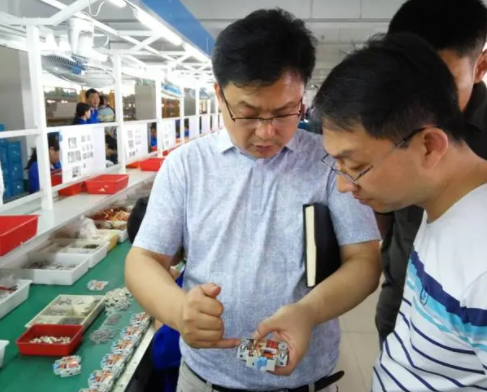 该专业被评为一级学科，用人单位缺口大，薪资待遇高达2万多