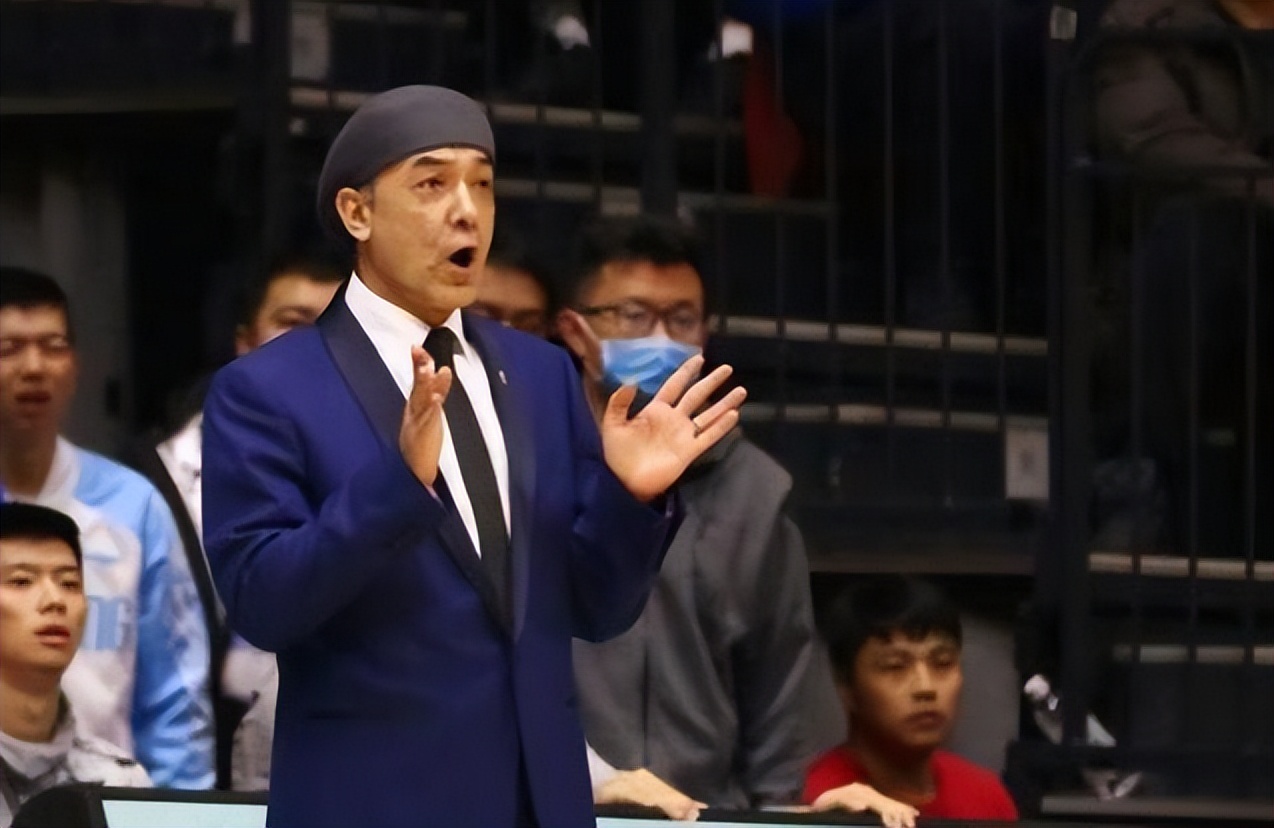 cba篮球十九队哪个老板最有钱(CBA冠军奖金比NBA多？周仪翔：钱已经不是钱了)