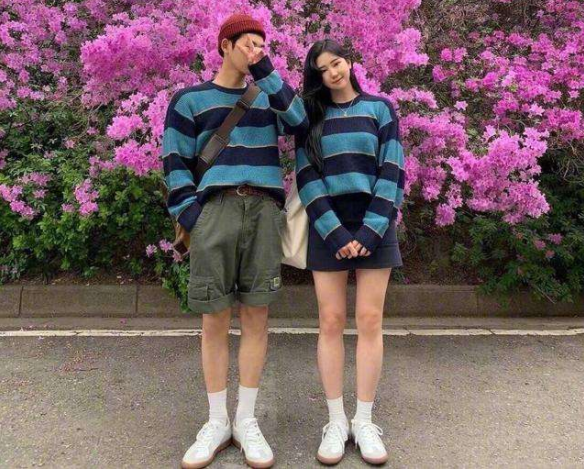 男生送外卖供女友上大学，毕业后却被甩，女生：我们不合适